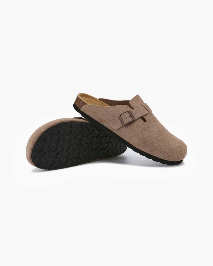 NEOR Suede Clogs
