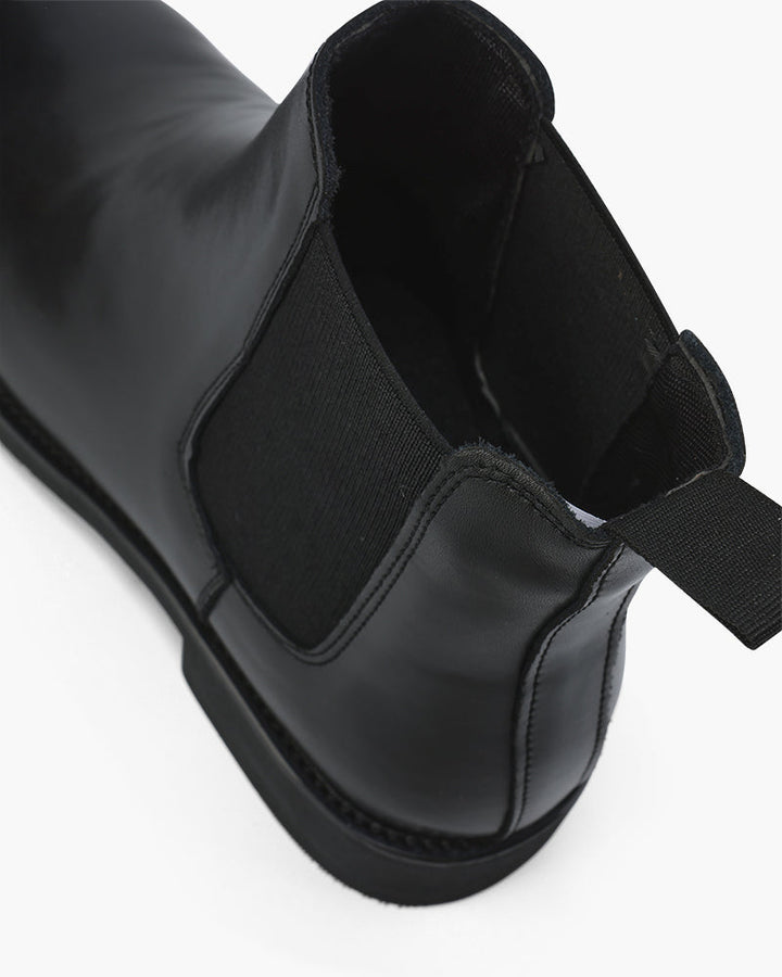 NEOR Chelsea Boots